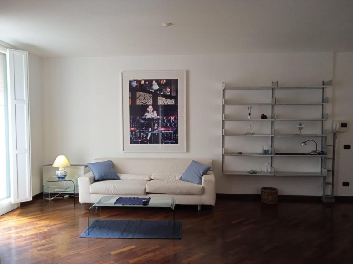 Olimpia Apartment City Center Salerno Kültér fotó